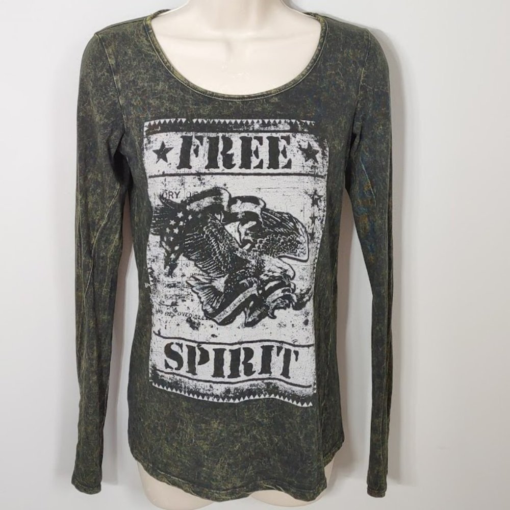 Daytrip Free Spirit Eagle Graphic Open Back Long Sleeve Top